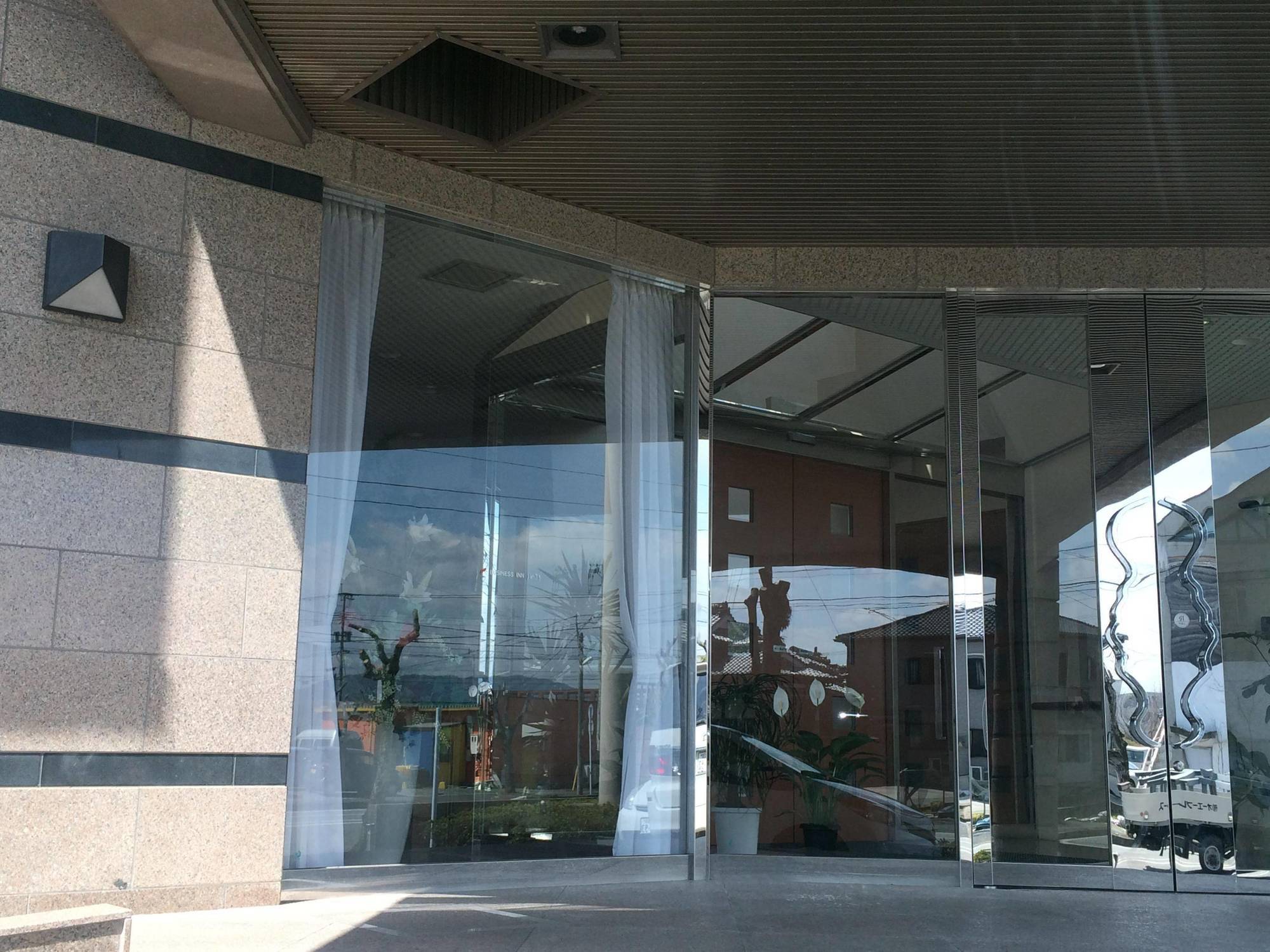 Business Inn Umesaki - Vacation Stay 63382V Nagasu Exteriör bild