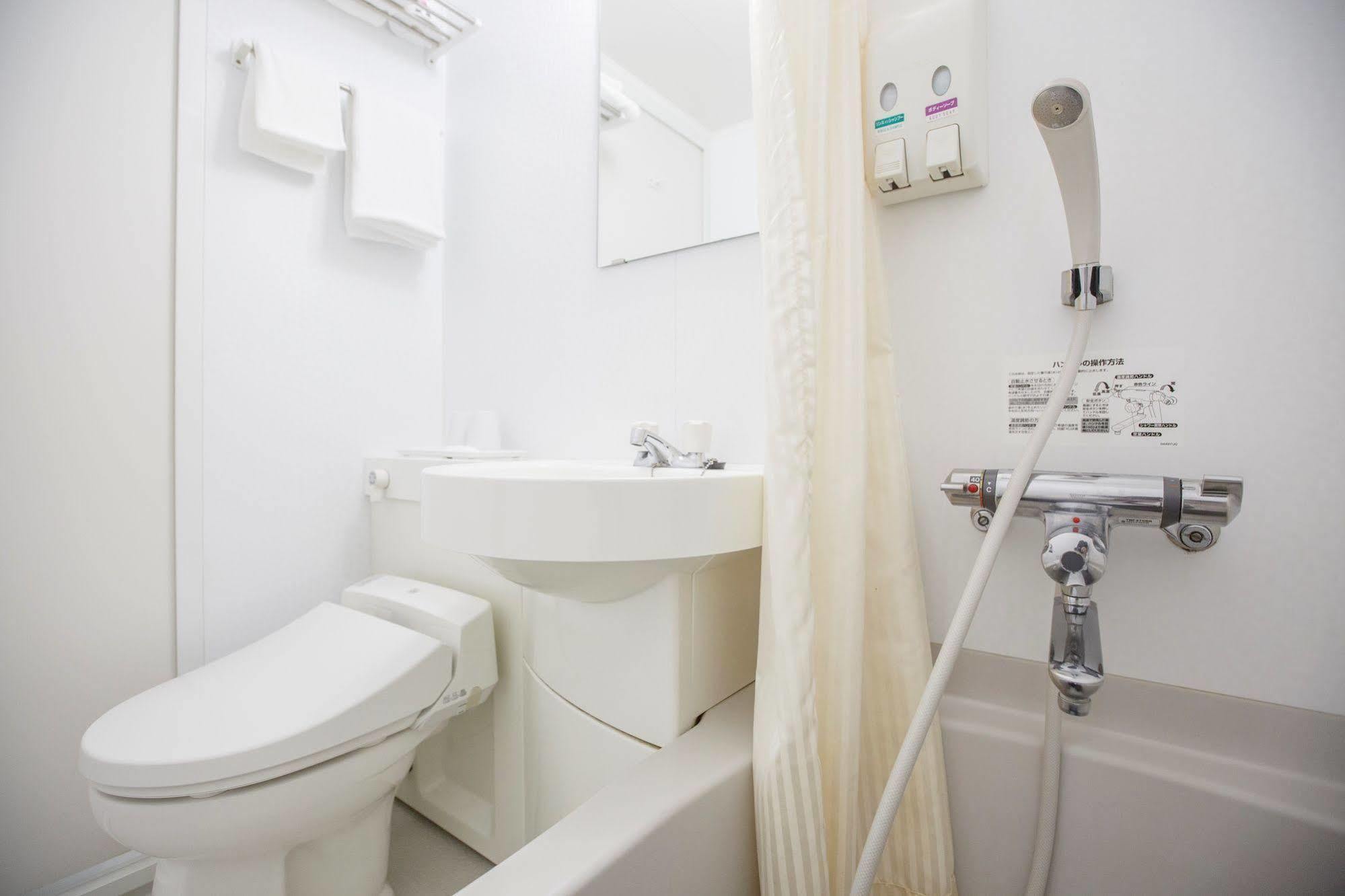 Business Inn Umesaki - Vacation Stay 63382V Nagasu Exteriör bild